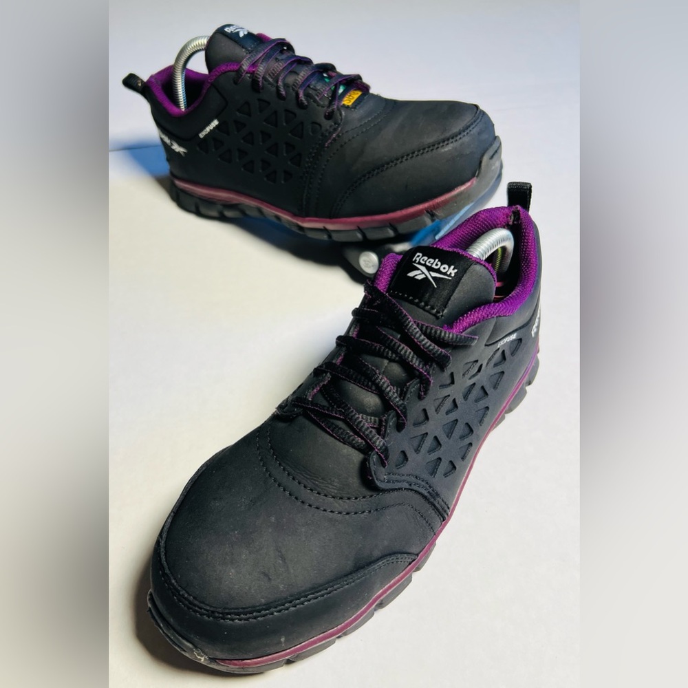Reebok CSA approved womens work shoes size 7.5